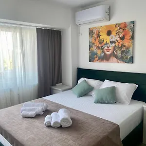 Ely Glow Decebal Piata Alba Iulia Apartament
